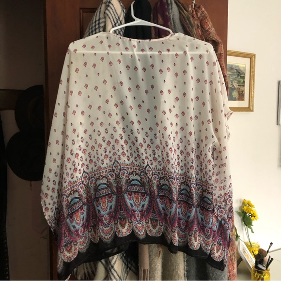 Light Wrap Top - Picture 4 of 4